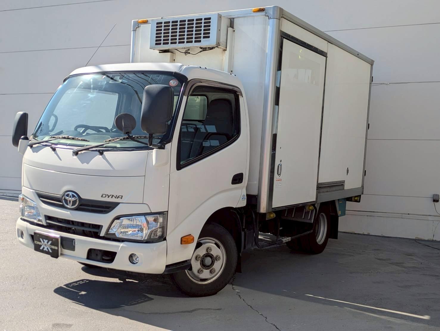 ダイナトラック