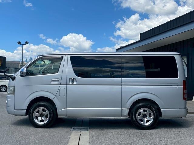 ハイエースバン