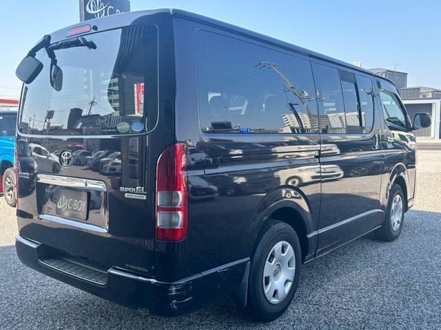 ハイエースバン