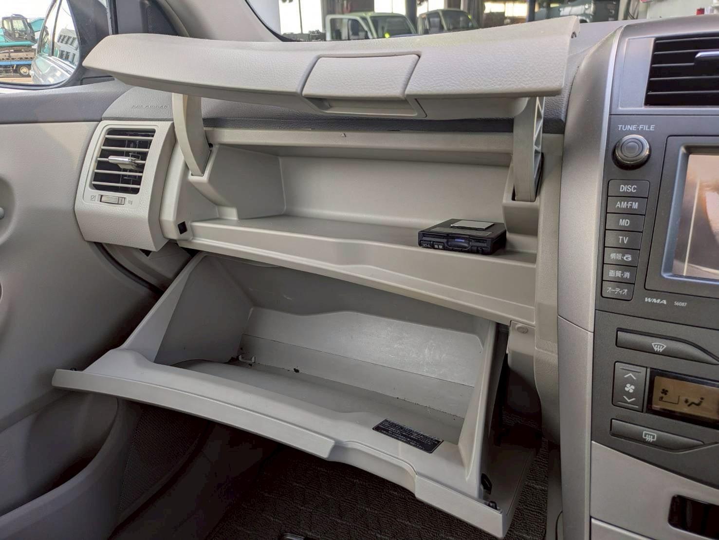 カローラアクシオ