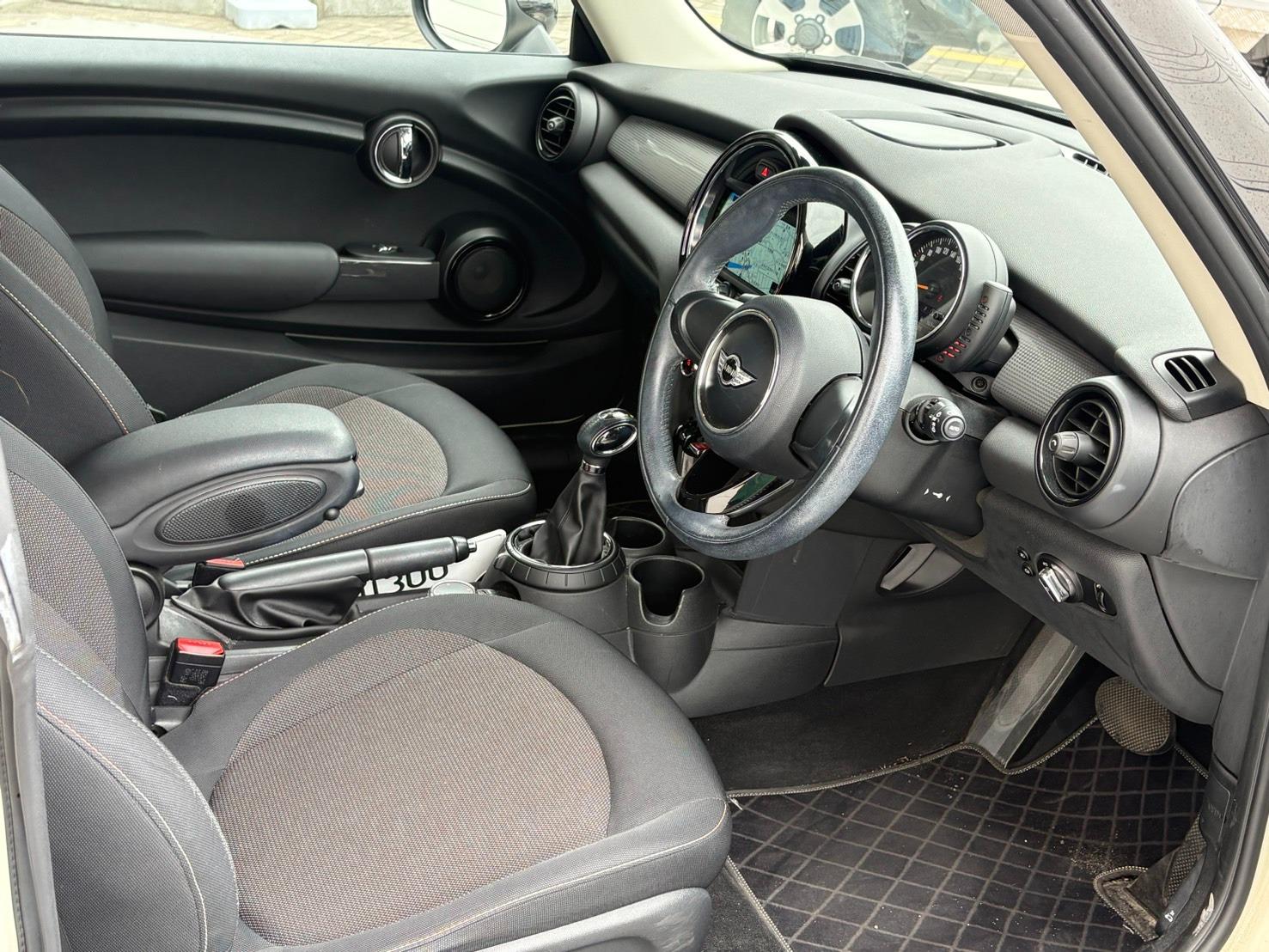 ＭＩＮＩ