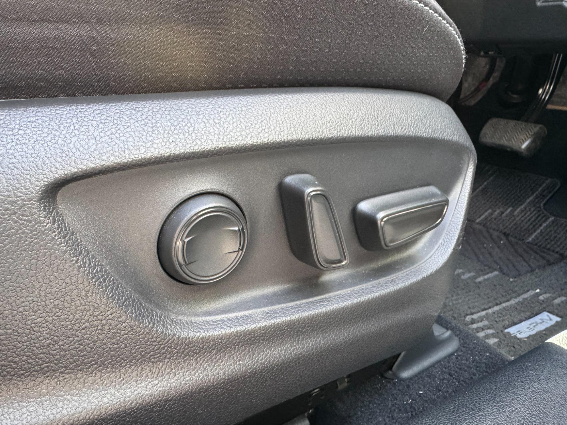 プリウスＰＨＶ