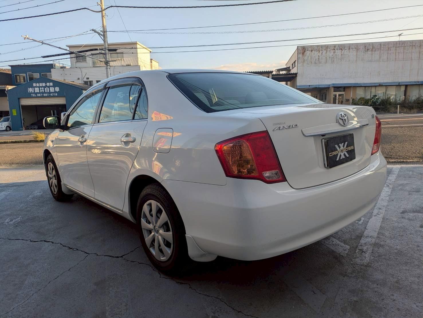 カローラアクシオ