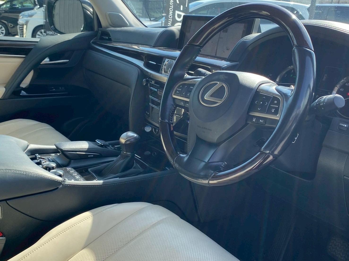 ＬＸ
