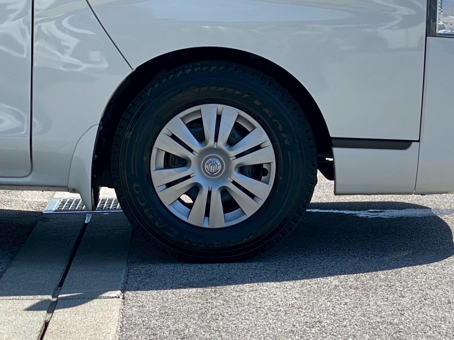 ＮＶ３５０キャラバンバン