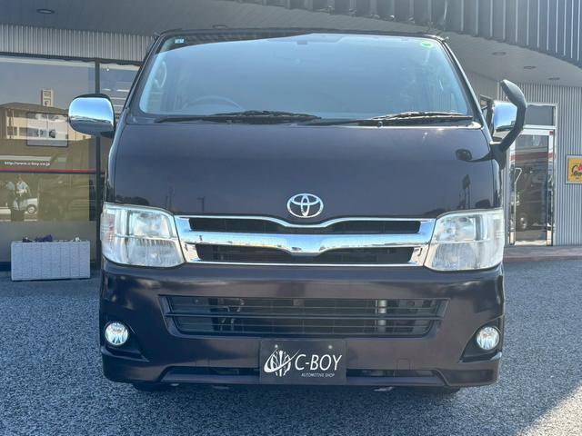 ハイエースバン