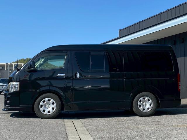 レジアスエースバン