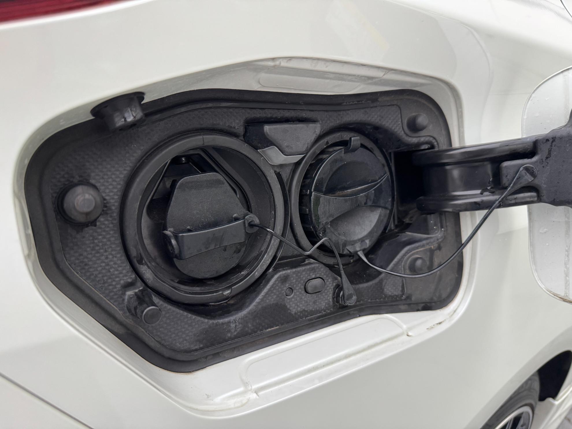 プリウスＰＨＶ