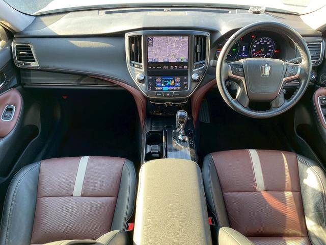 クラウンハイブリッド