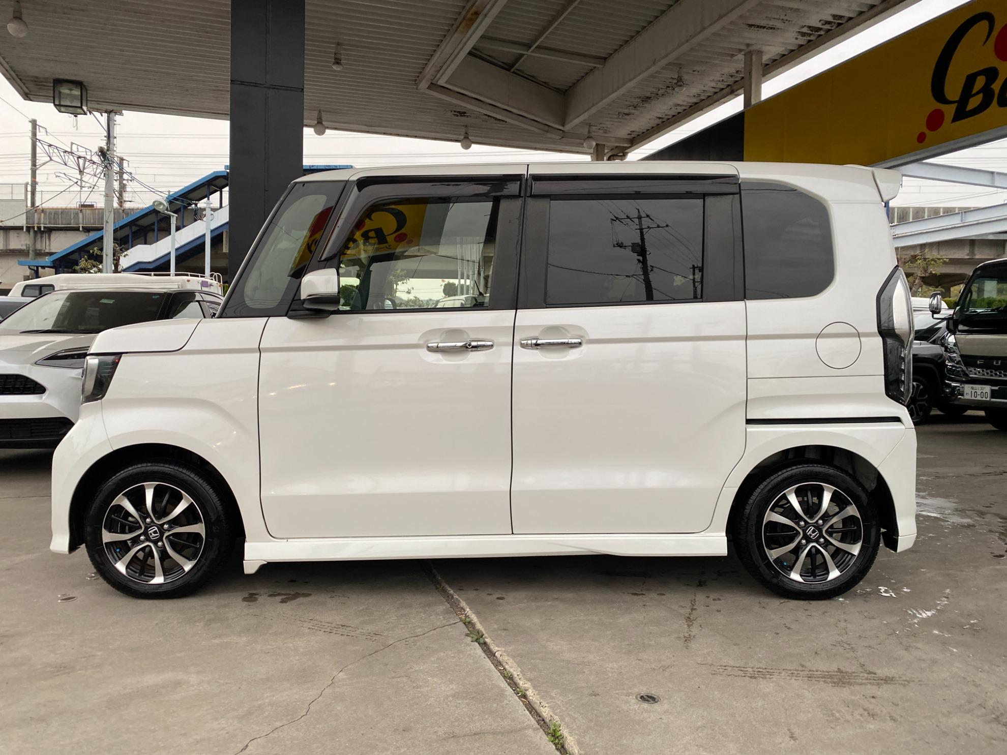 Ｎ－ＢＯＸカスタム