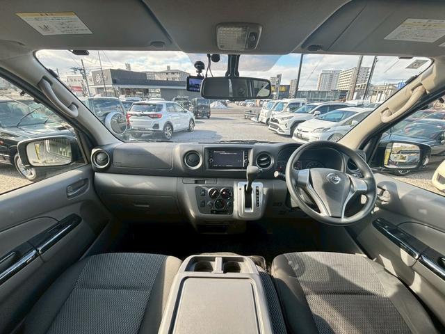 ＮＶ３５０キャラバンバン