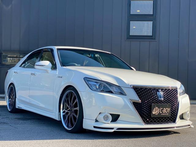 クラウンハイブリッド