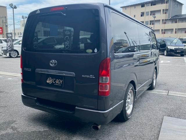 ハイエースバン