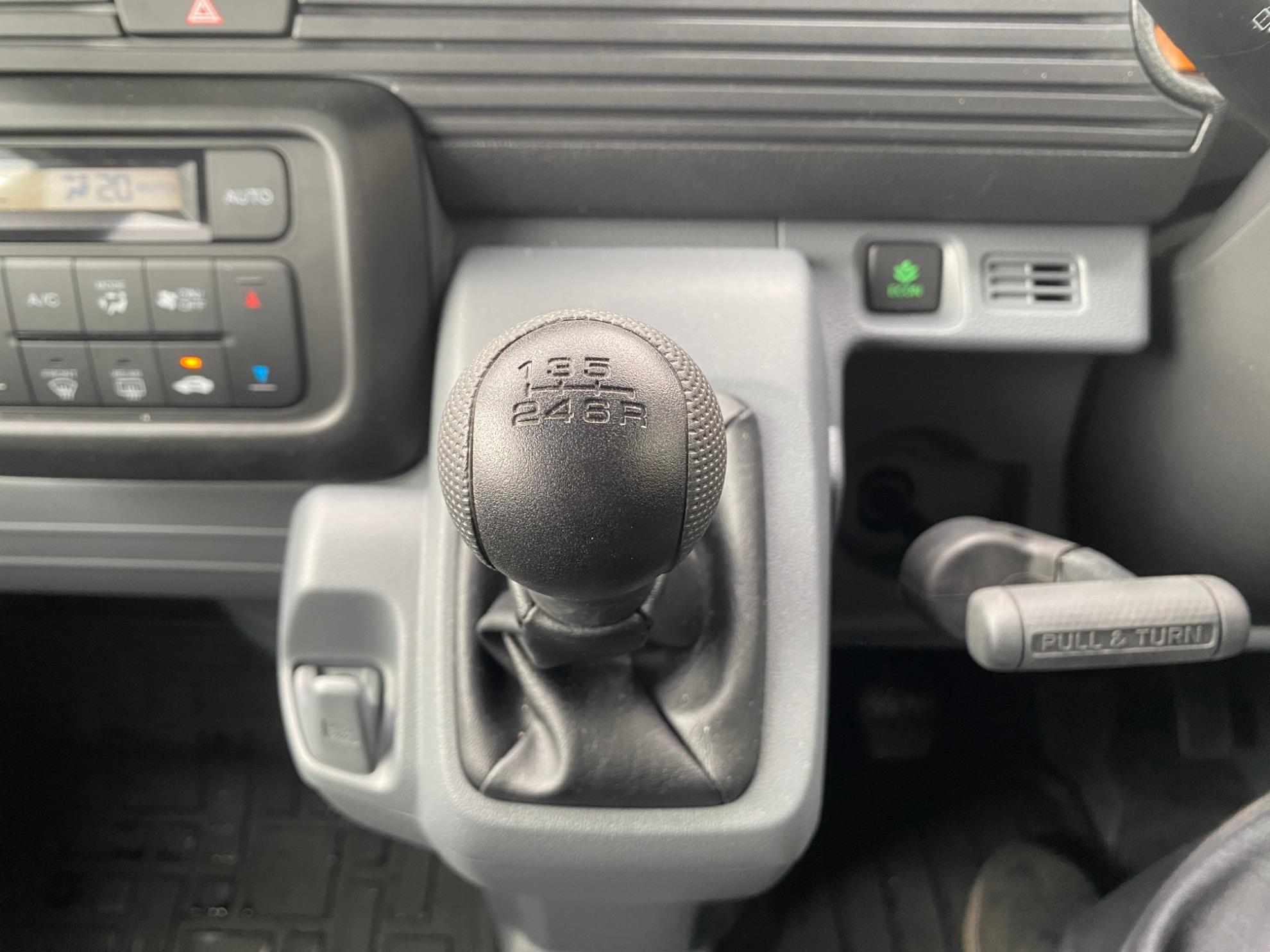 Ｎ－ＶＡＮ