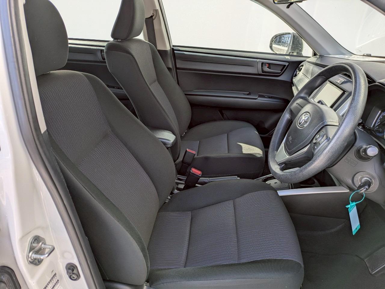 カローラフィールダー