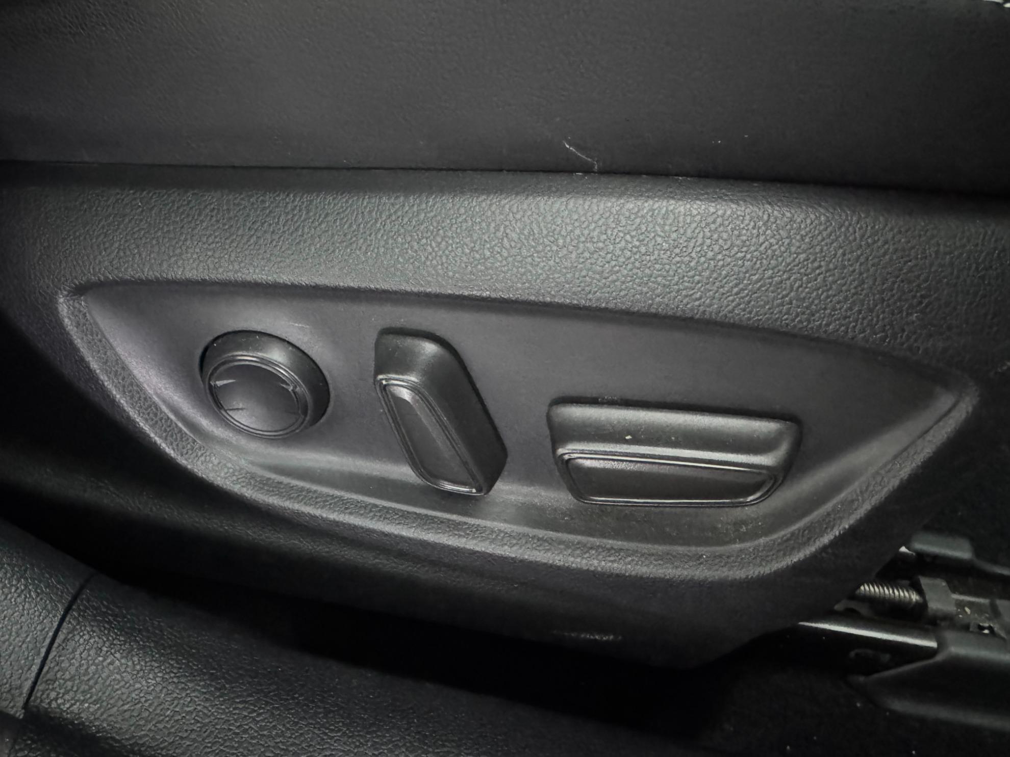 プリウスＰＨＶ