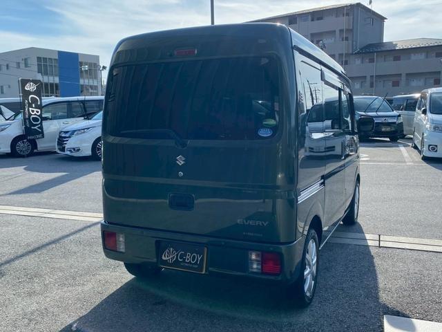 エブリイ