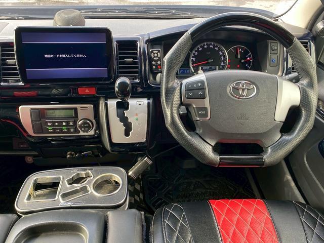 ハイエースバン