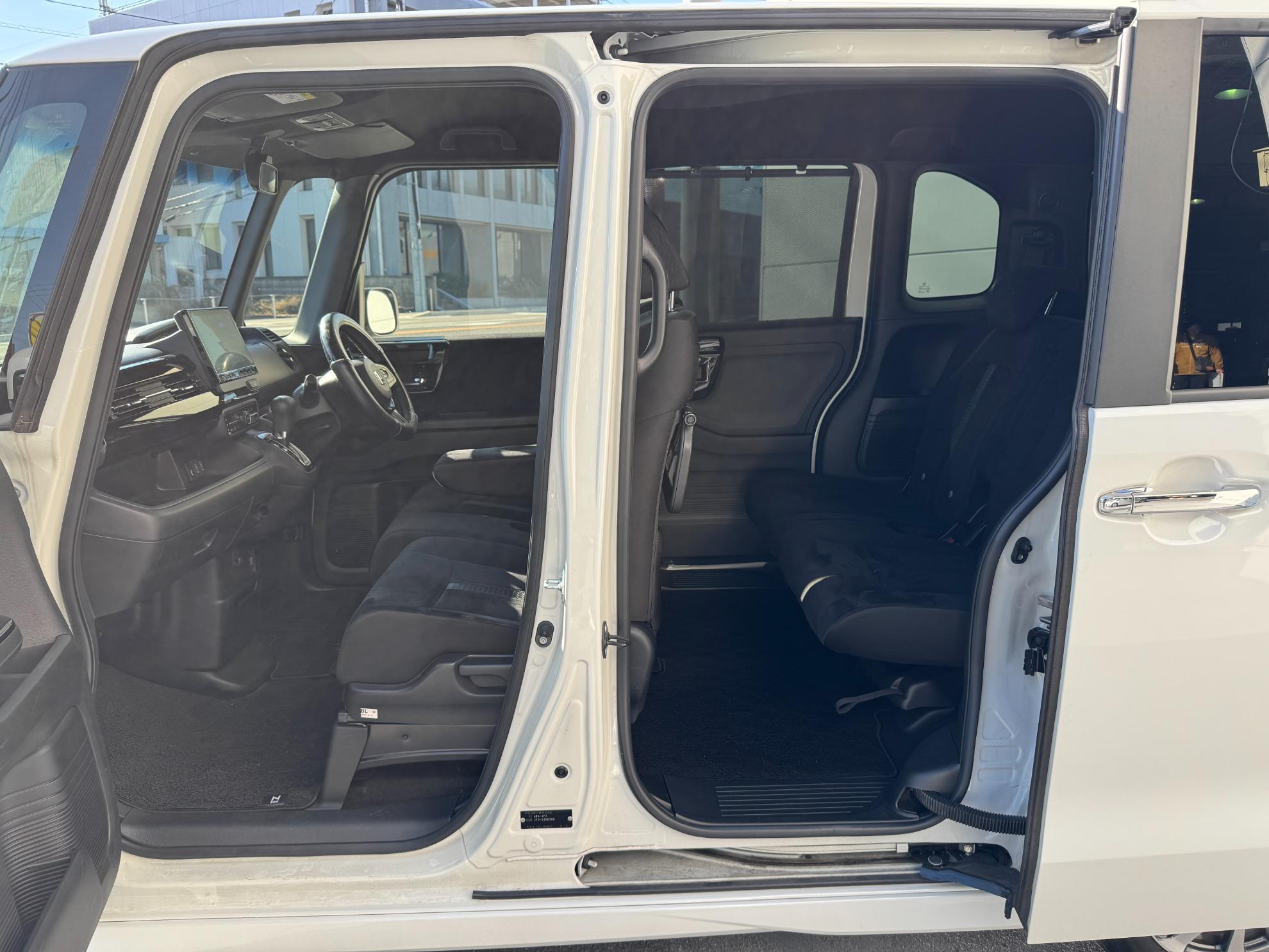 Ｎ－ＢＯＸカスタム