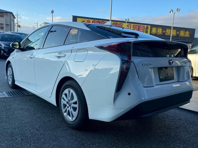 プリウス