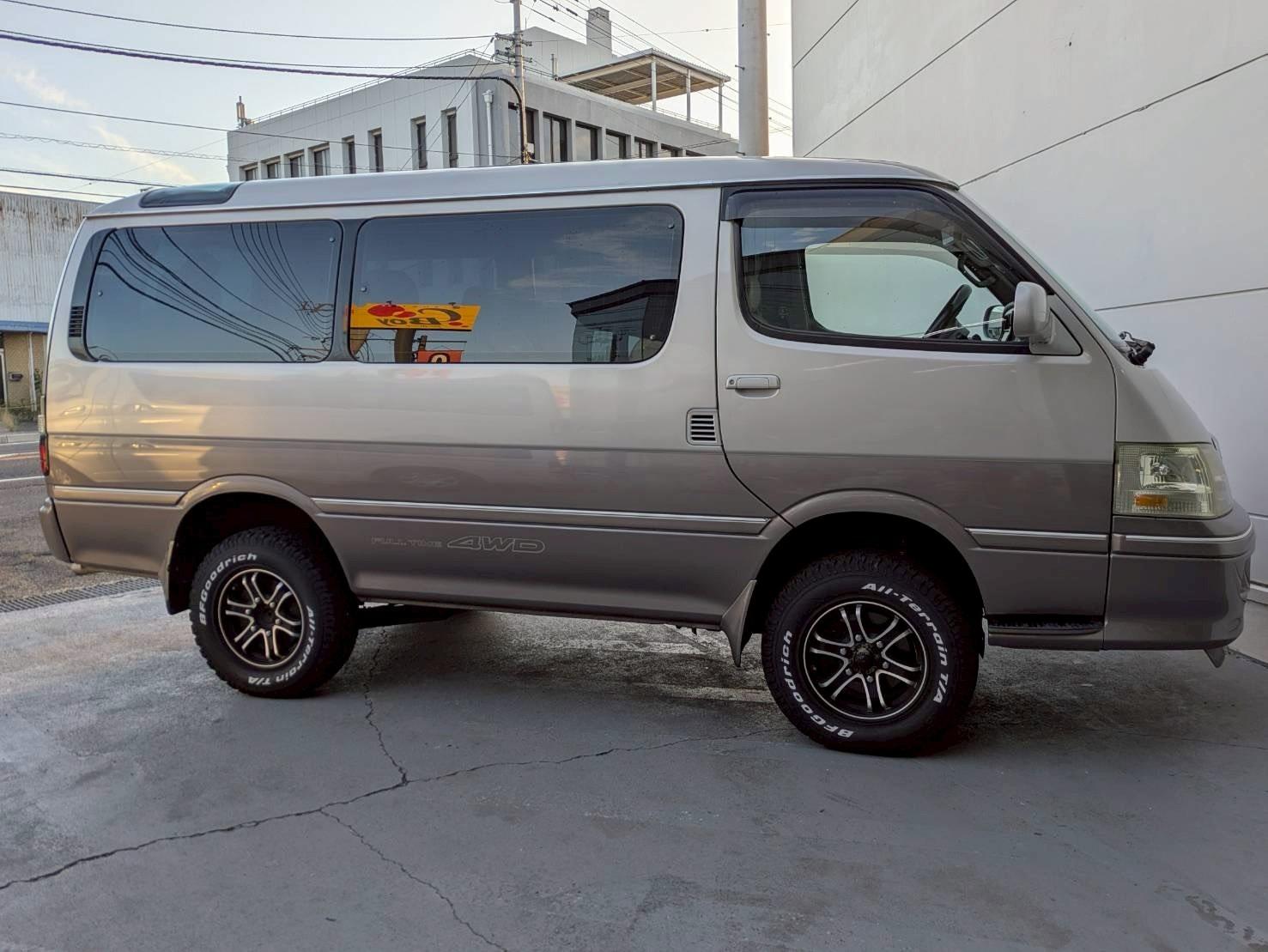 ハイエースワゴン