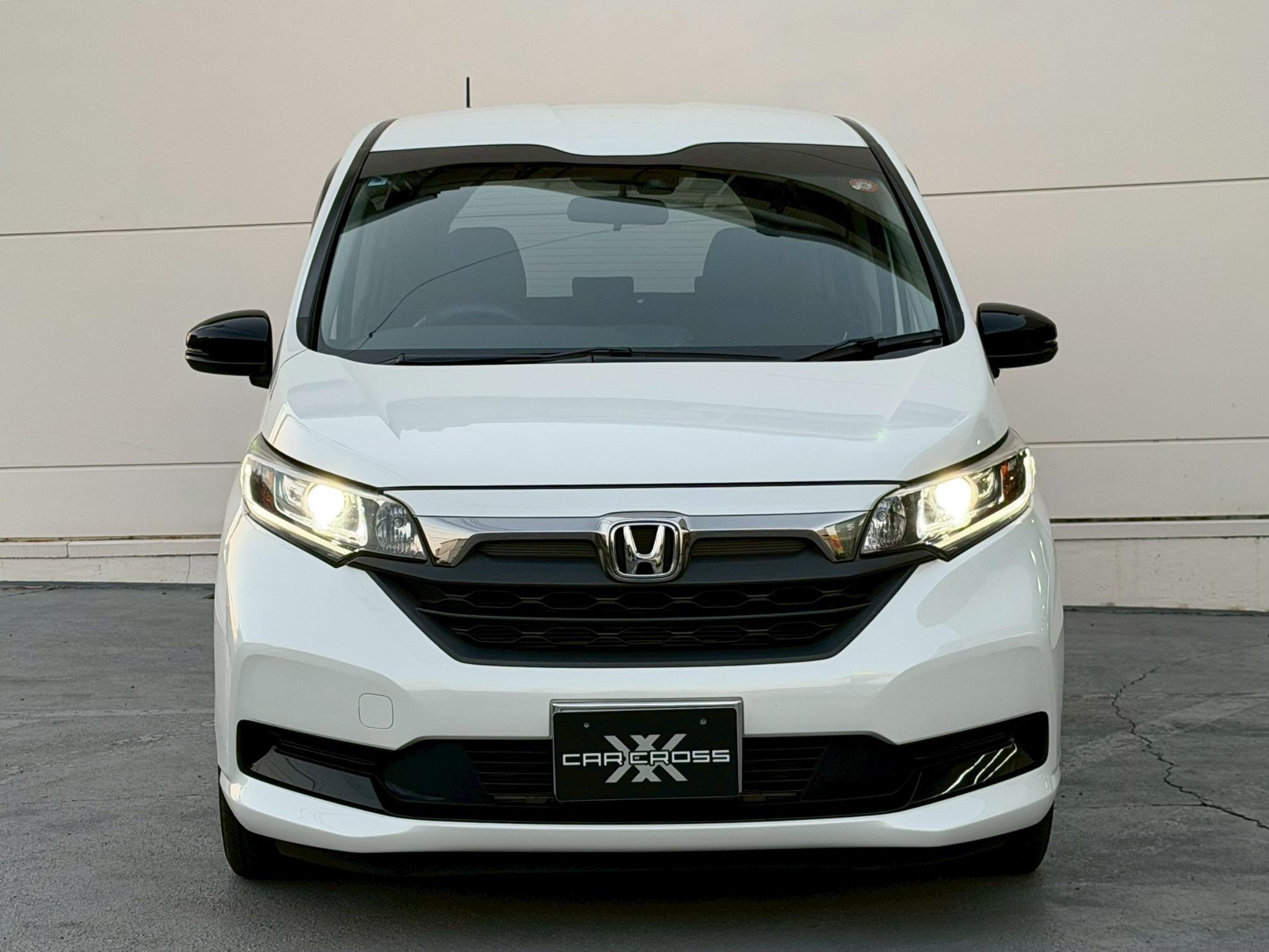 フリード＋ハイブリッド