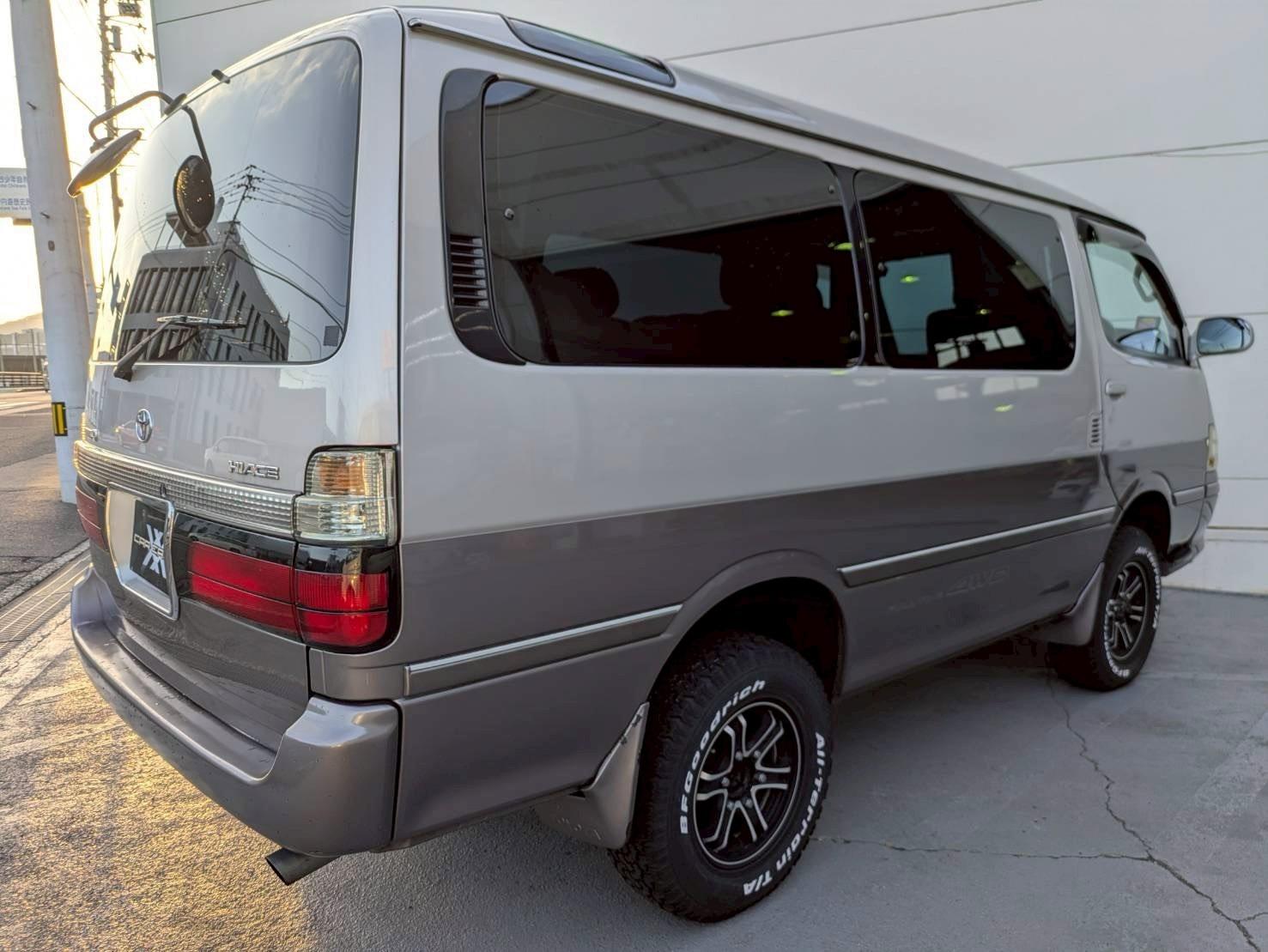 ハイエースワゴン