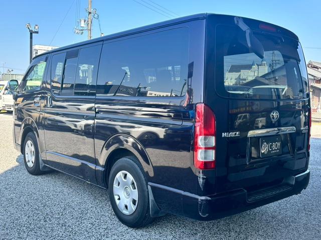 ハイエースバン