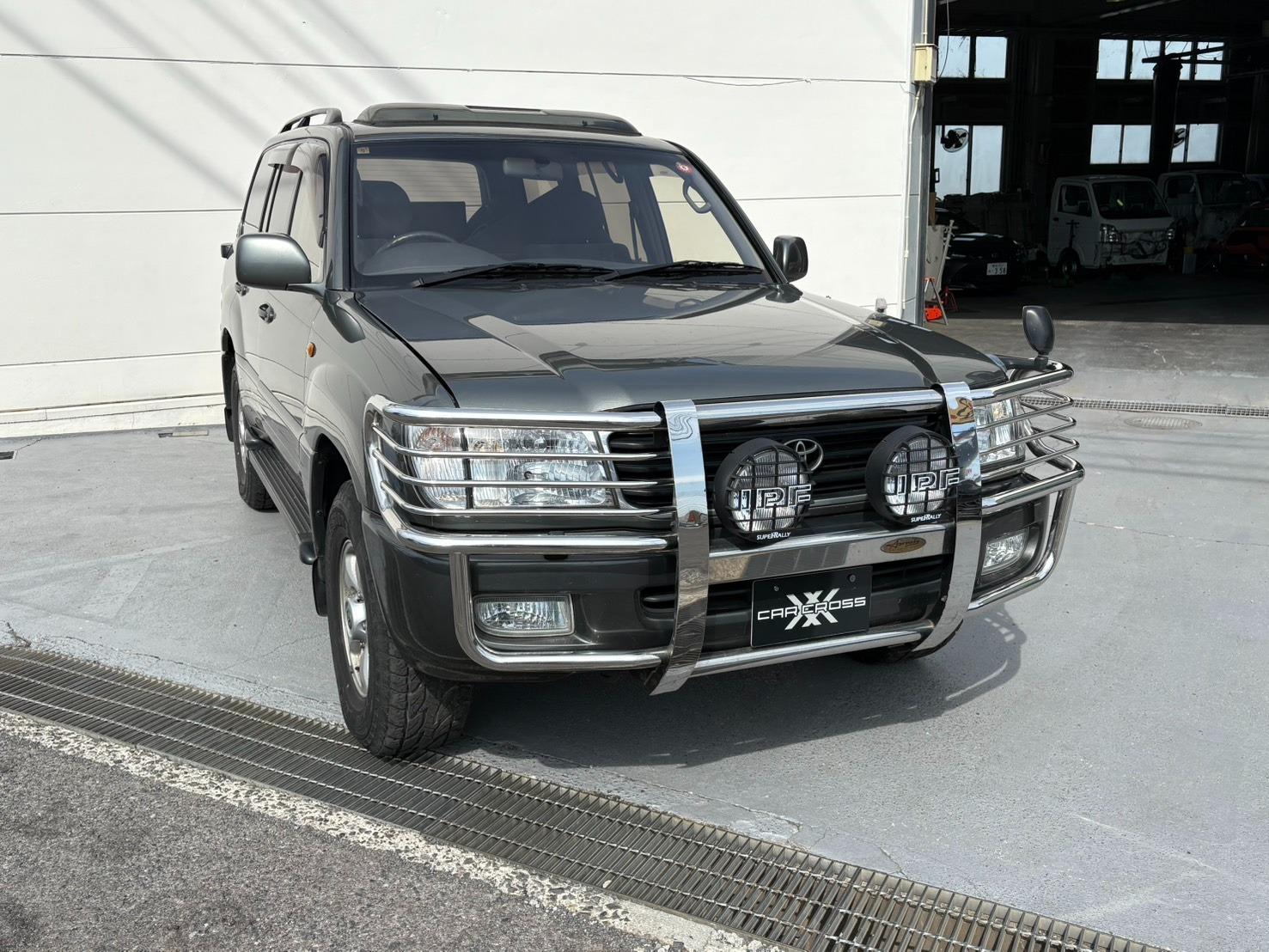 ランドクルーザー１００