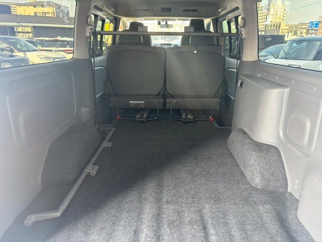 ＮＶ３５０キャラバンバン