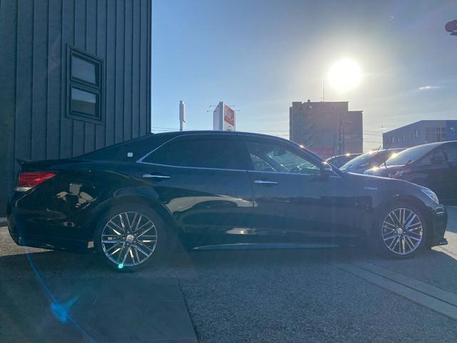 クラウンハイブリッド