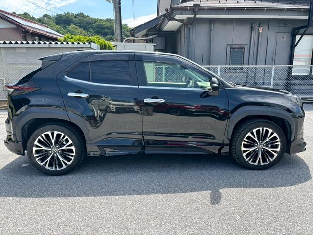 ヤリスクロス