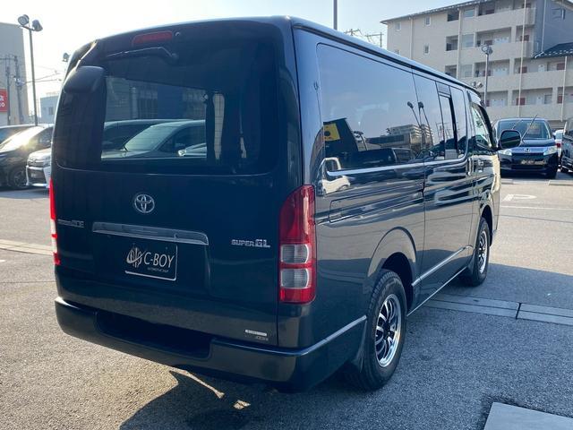 レジアスエースバン