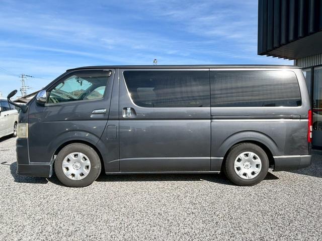 ハイエースバン