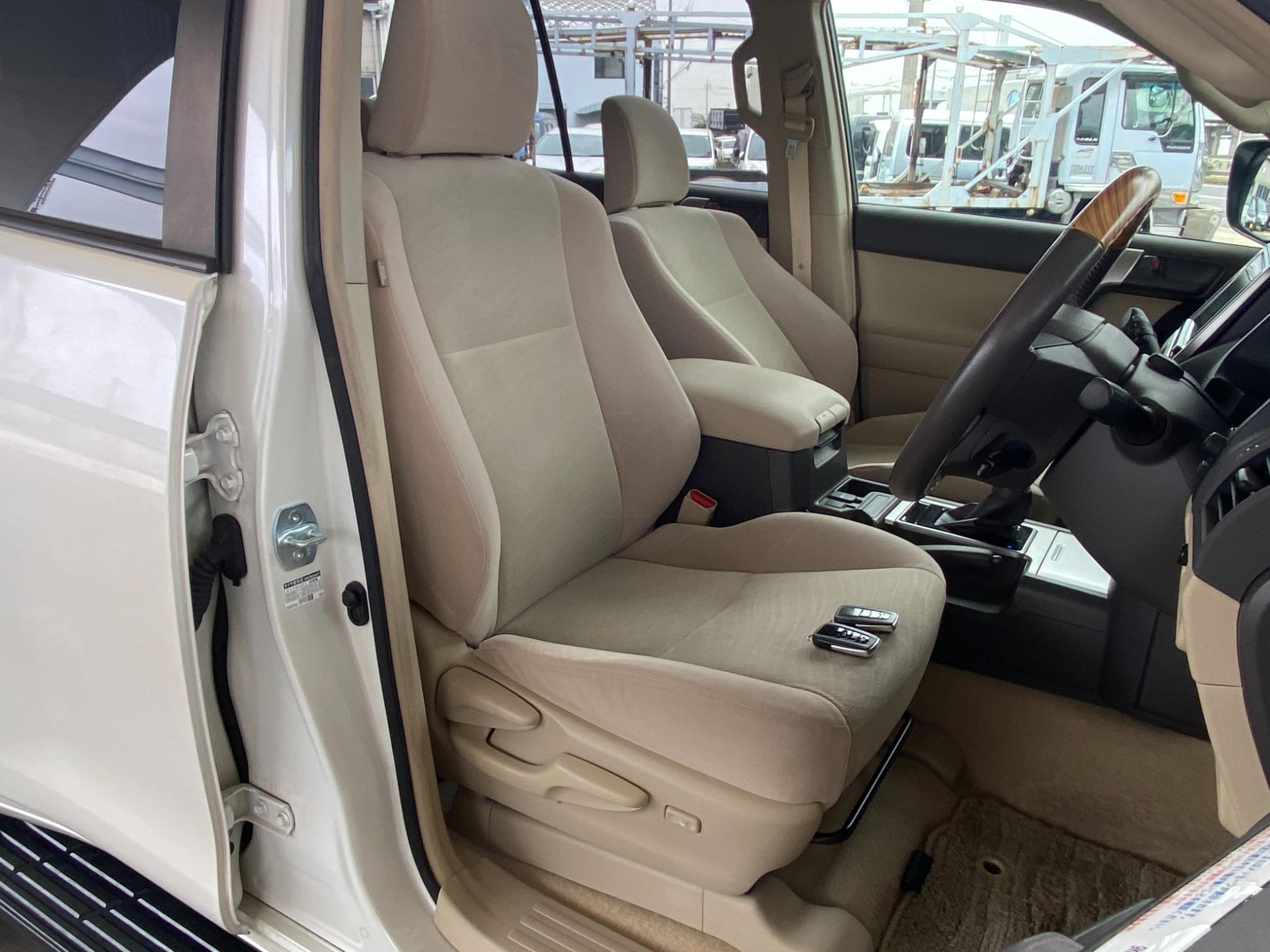 ランドクルーザープラド