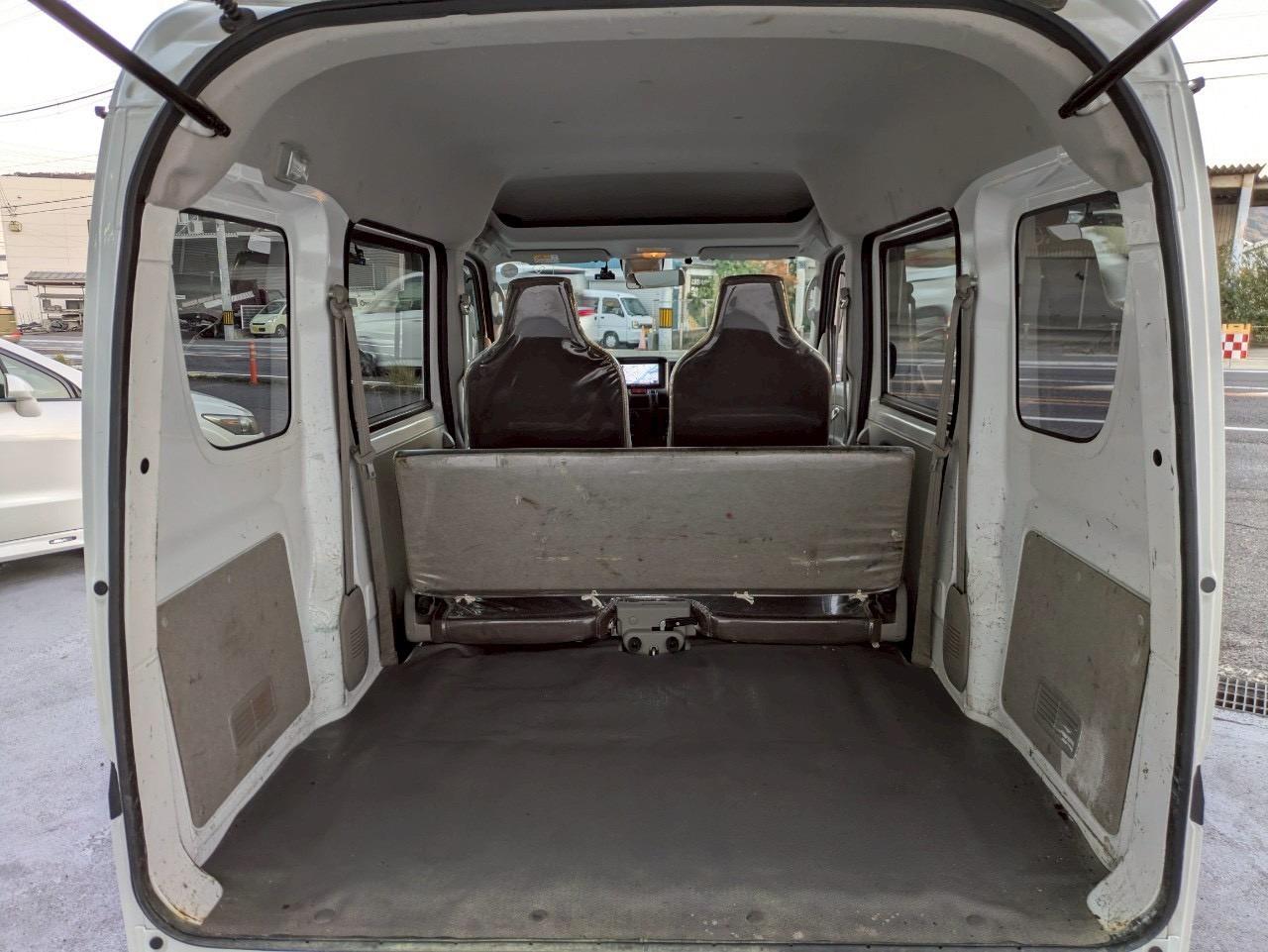 ＮＶ１００クリッパーバン