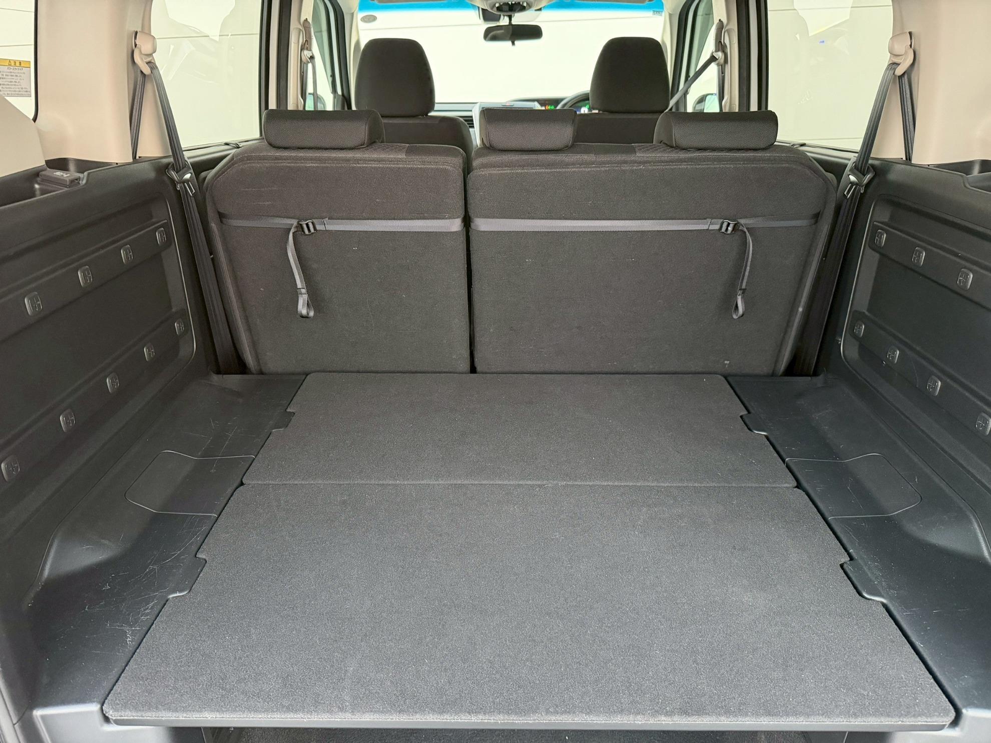 フリード＋ハイブリッド