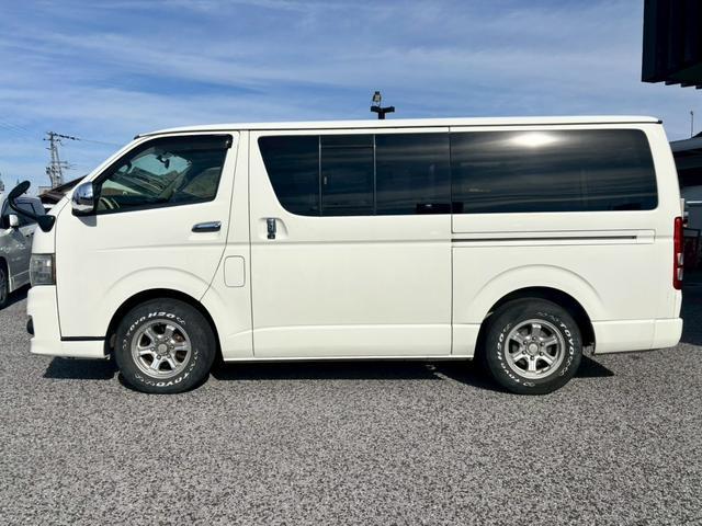 レジアスエースバン